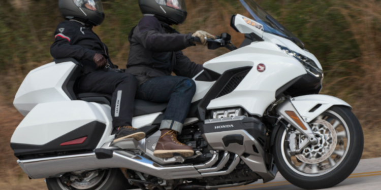 Going For Your Next Cross-Country Motorcycling Trip: You Need To Know These Essentials
