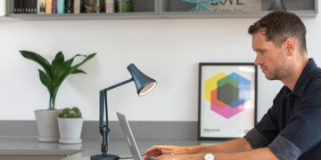 Why LED Lights are better than Florescent