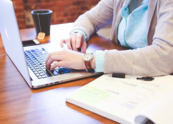 7 Time-Saving Social Media Management Techniques