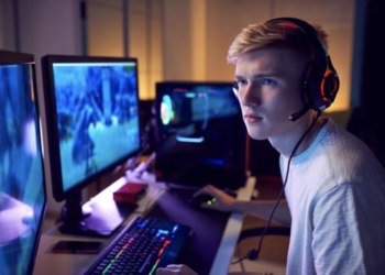 Why you should prefer to make online gaming from home?