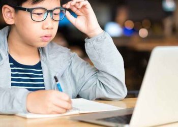 How to Keep an Eye on Kids & Employees' Digital Devices?