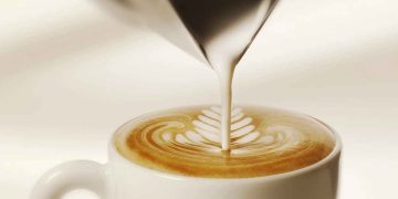 How Do They Make Pictures on Cappuccino?