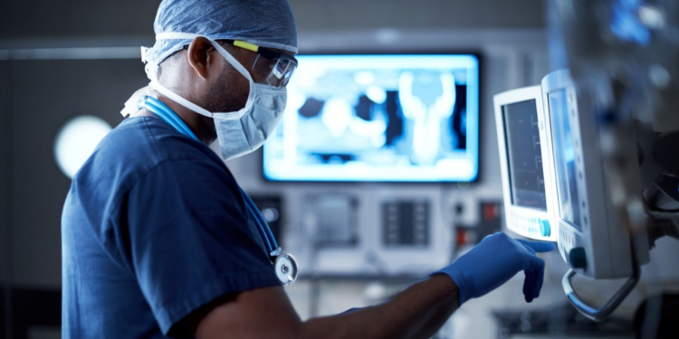 How does technology enhance nursing education and different learning styles?