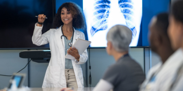 Nursing education and training 10 ways it prepares nurses for their roles