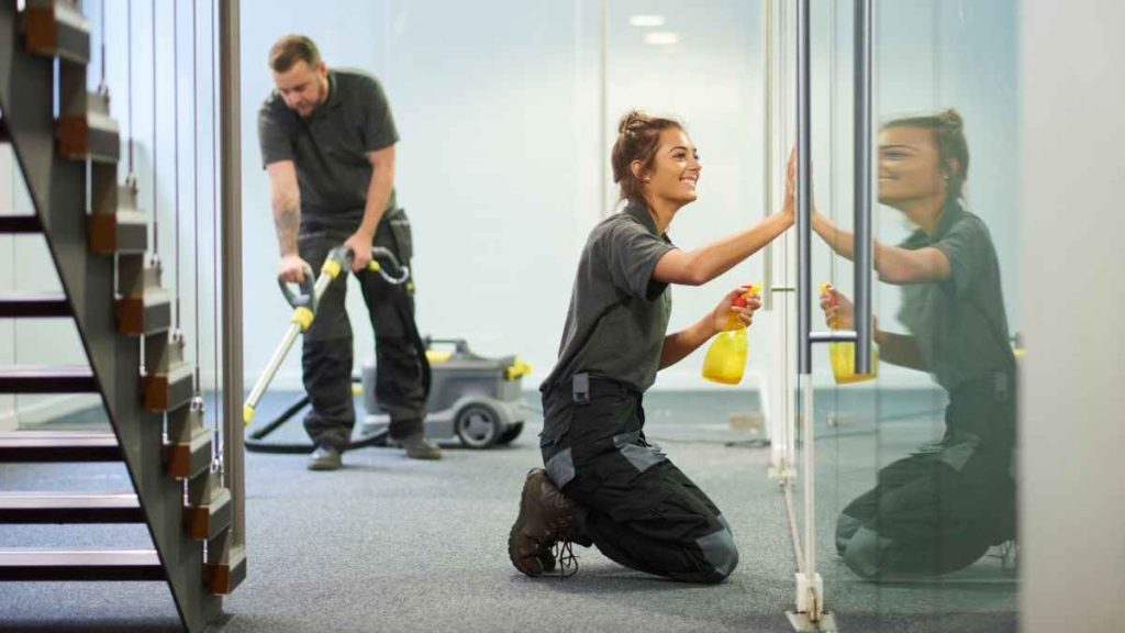 6 Reasons To Hire Professionals For Odor Removal Service In Your Company Building