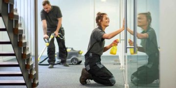 6 Reasons To Hire Professionals For Odor Removal Service In Your Company Building