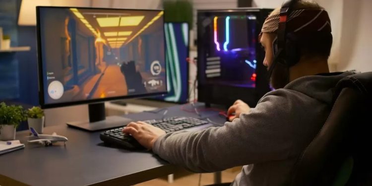 4 Tech Tips to Take Your Online Gaming Skills to the Next Level