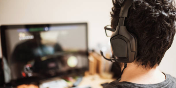 A Historical Perspective How Online Games Have Evolved Over the Decades