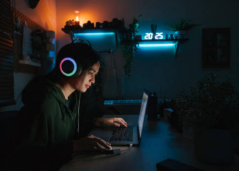 Virtual Reality and Online Gaming The Future of Immersive Multiplayer Experiences