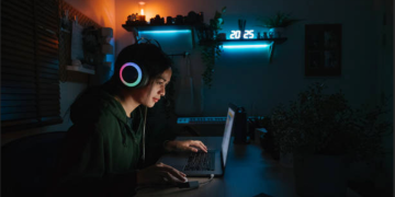 Virtual Reality and Online Gaming The Future of Immersive Multiplayer Experiences