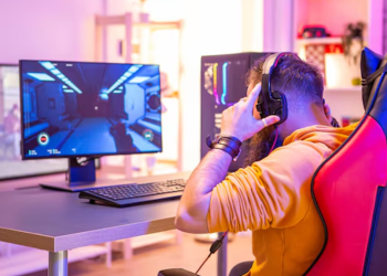 Inside the Online Game Studio A Look at the Development Process