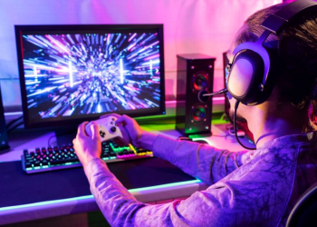 Online Game Narratives The Power of Story in Gameplay